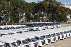 Entregues nesta terça-feira (3) pelo governador Beto Richa, os veículos vão reforçar a estrutura do Estado, de prefeituras e entidades parceiras para o atendimento à população. Richa também anunciou o repasse de 450 equipamentos de informática (computadores e impressoras) para entidades sociais do Paraná.