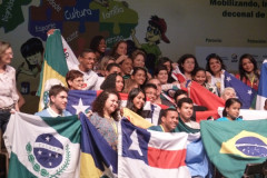 Evento teve como meta debater a sustentabilidade, educação e prevenção ao uso de drogas ilícitas. O Paraná foi representado por 45 jovens.