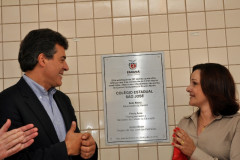 Governador Beto Richa anunciou nesta quarta-feira (25), durante visita ao Oeste do Estado, mais de R$ 4 milhões em investimentos em duas escolas. A Escola Estadual São José, em São José das Palmeiras, foi ampliada.