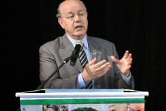 Secretários da Fazenda e da Secretaria da Ciência, Tecnologia e Ensino Superior assinaram decreto que regulamenta o Programa de Educação Fiscal no Paraná. 