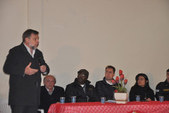 O respeito à cultura e ao povos ciganos que vivem do Estado do Paraná foi tema do 1º Encontro de Educação Escolar Cigana, promovido nesta quinta-feira.