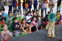 Apresentações comemoraram centenário de escritora paranaense. Em Curitia, Sareh expõe trabalho de alunos sobre poetisa.