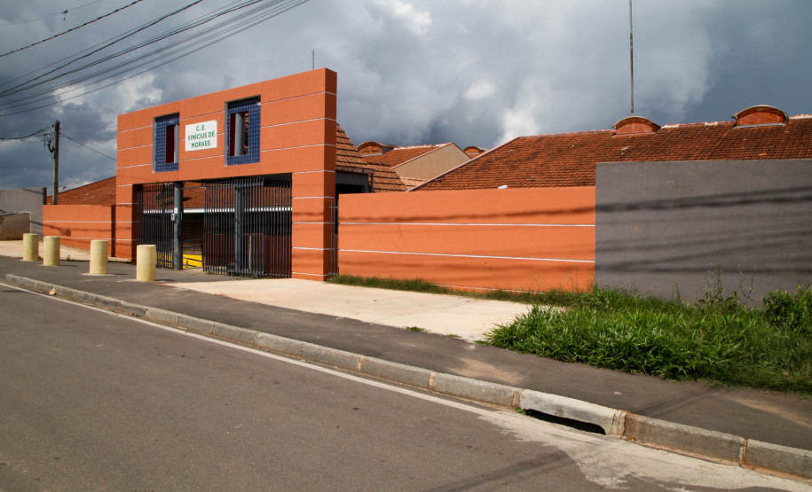 Colégio Estadual Vinícius de Moraes