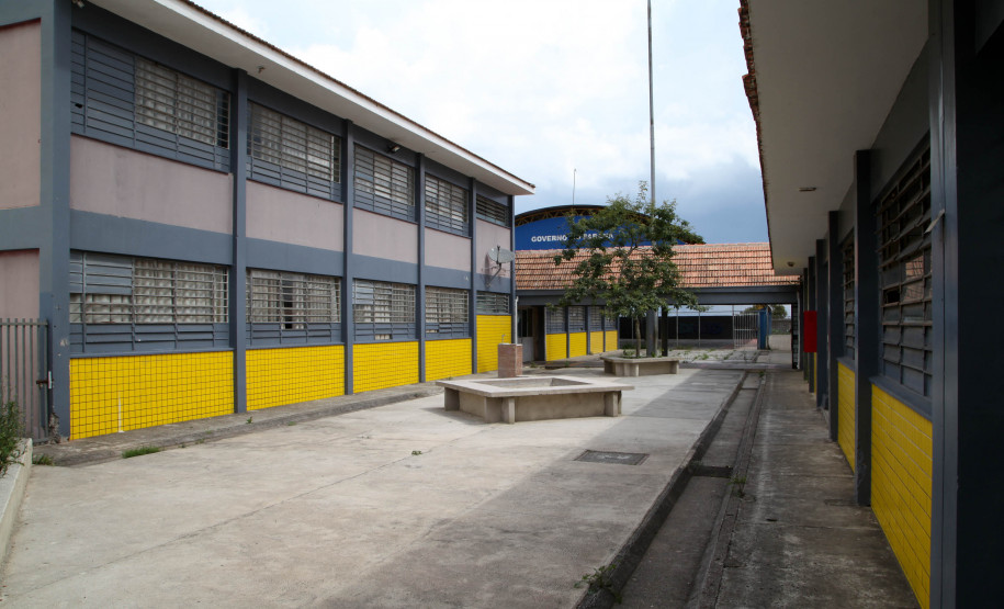 Colégio Estadual Vinícius de Moraes