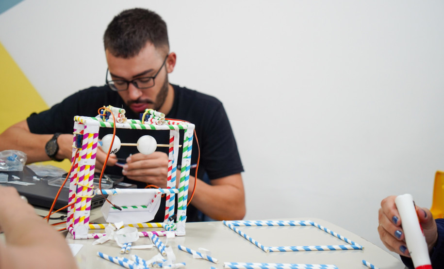 Paraná mostra como alcançou o topo da educação no Brasil