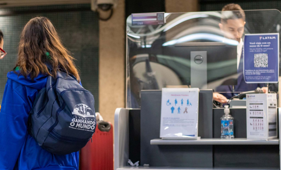 Foto de alunos no Ganhando o Mundo