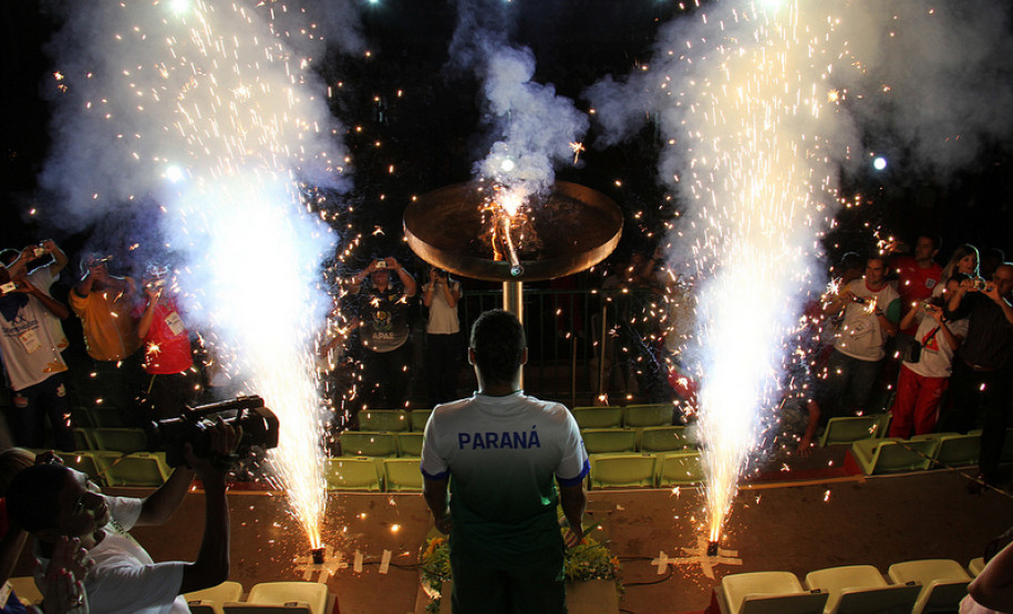 Cerimônia de acendimento da tocha olímpica.
