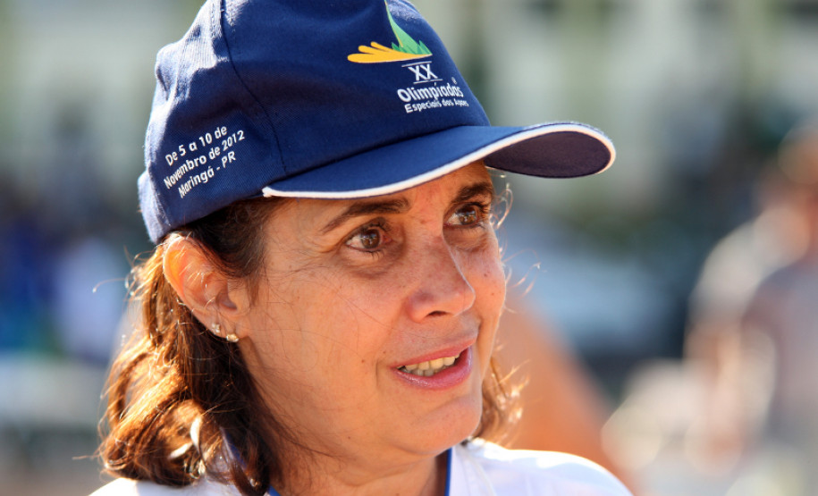 MARINGÁ-PR / XX OLIMPÍADAS ESPECIAÍS DAS APAES - VILA OLÍMPICA - Adriana Eik Mendes Paloco, Técnica da Equipe de Natação do Paraná - Foto: Giuliano Gomes