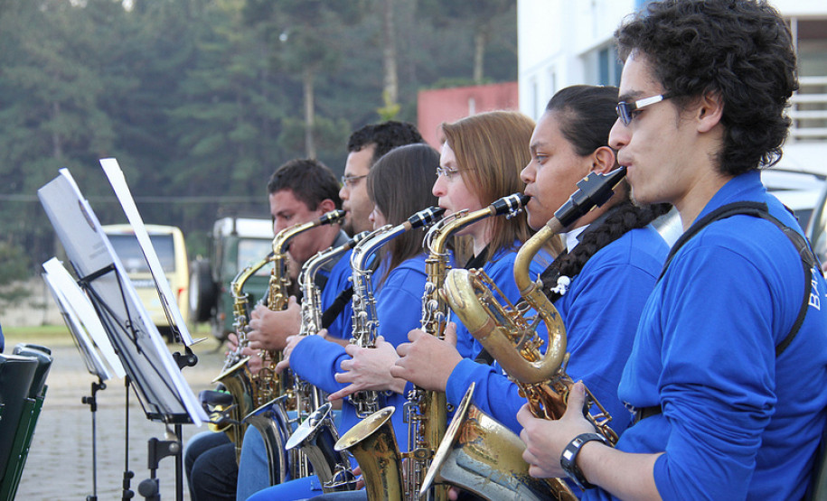 Apresentação durante reunião de chefes de NRE, no CEEP Newton Freire Maia.