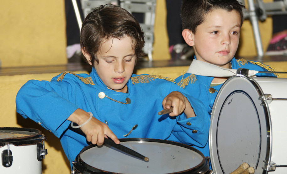 CURITIBA/PR - ENCONTRO DE FANFARRAS E BANDAS DE CURITIBA - LOCAL: GINÁSIO DA PRAÇA OSVALDO CRUZ - 23/11/2012 -