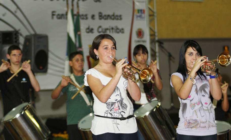 CURITIBA/PR - ENCONTRO DE FANFARRAS E BANDAS DE CURITIBA - LOCAL: GINÁSIO DA PRAÇA OSVALDO CRUZ - 23/11/2012 -