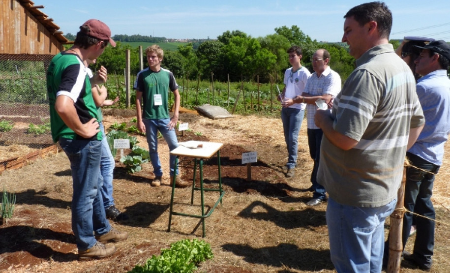Para cada edição, os alunos procuram trazer um pouco das novidades do mercado, nas diversas áreas da agropecuária, enfatizando a sustentabilidade.