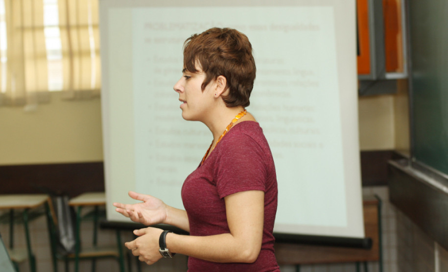 3º Encontro Estadual de Educação LGBT, no Centro Estadual de Educação Profissional Newton Freire Maia, em Pinhais-PR - 29/11/2012