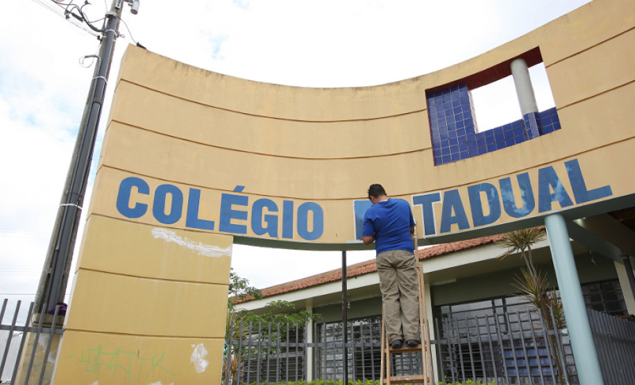 O apenado A.D.S, 30 anos, que está participando do projeto, relatou que, além da chance de ressocialização, o trabalho nas escolas tem sido uma grande oportunidade de interagir com a comunidade. “Estamos aqui empenhados para que este projeto dê certo. Espero que este trabalho continue com outras pessoas”, disse.