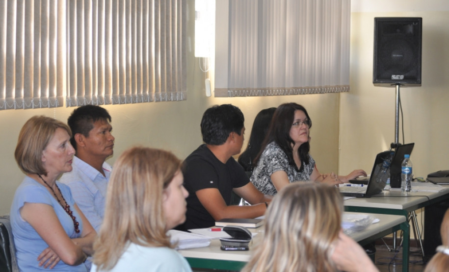 Certificação habilita professor indígena a exercer magistério na educação infantil e nos anos iniciais do ensino fundamental em escolas indígenas.