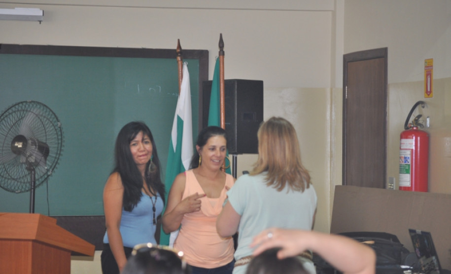 Certificação habilita professor indígena a exercer magistério na educação infantil e nos anos iniciais do ensino fundamental em escolas indígenas.