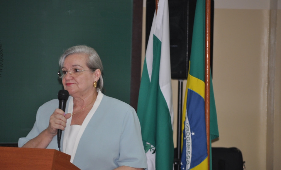 Certificação habilita professor indígena a exercer magistério na educação infantil e nos anos iniciais do ensino fundamental em escolas indígenas.