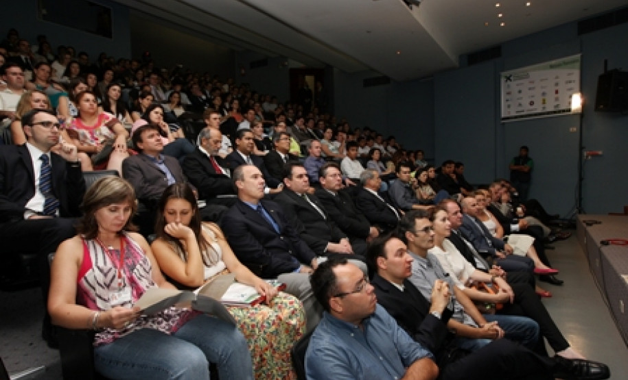 Reunião teve como objetivo fortalecer articulação entre parceiros, avaliar trabalhos feitos neste ano e planejar ações para 2013.