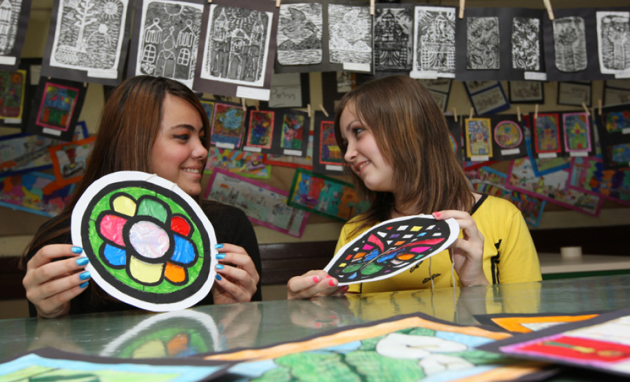 Colégio Estadual Ermelino de Leão