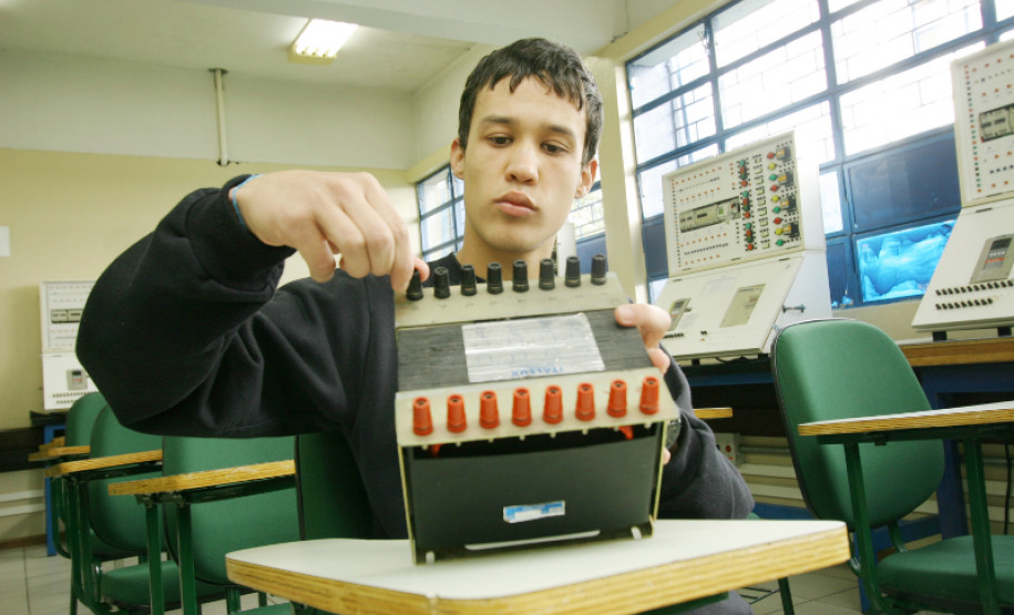CEEP de Curitiba. Foto de arquivo.