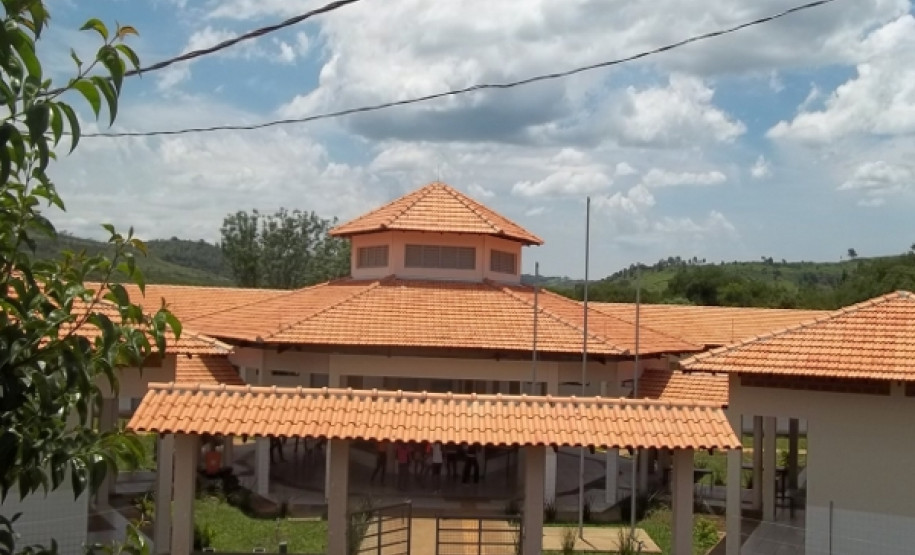 Escola Estadual Indígena Candoca T. Fidêncio