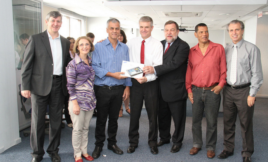 Concurso “Aprender e Ensinar Tecnologias Sociais” vai levar os dois professores ganhadores da rede estadual para seminário nacional em Brasília.<br />
<br />
Veja mais fotos em: <a href=" http://www.flickr.com/photos/flavioarns/sets/72157632773973890/" target="_blank"> http://www.flickr.com/photos/flavioarns/</a>