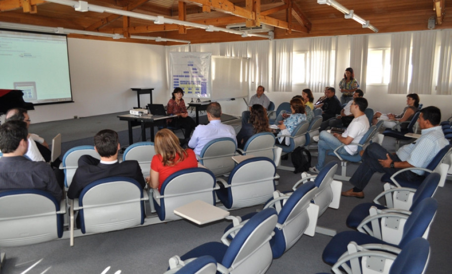 Reunião entre a Secretaria da Educação e a Secretaria do Esporte.