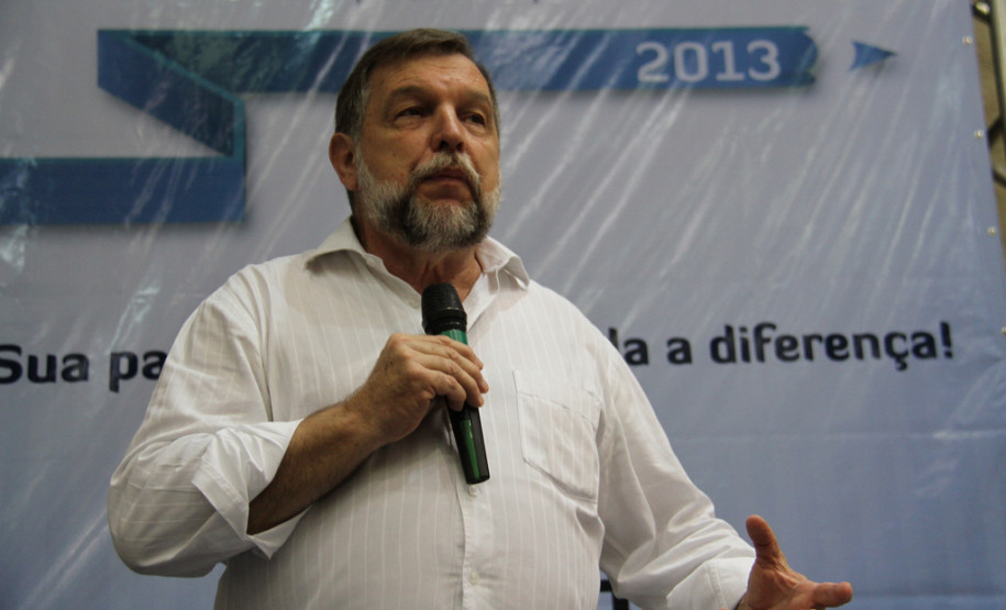 Seminário do Sistema de Avaliação da Educação Básica do Paraná (SAEP)<br />
<br />
Veja mais fotos em: <a href=" http://www.flickr.com/photos/flavioarns/sets/72157632860461457/" target="_blank"> http://www.flickr.com/photos/flavioarns/</a>