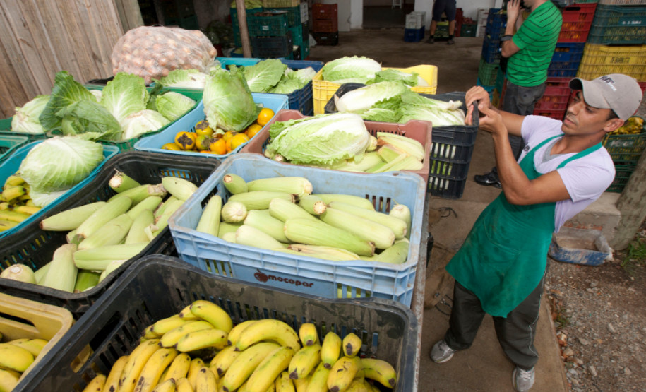 11-03-13 - Colombo - AOPA, Associação para Desenvolvimento da Agroecologia.