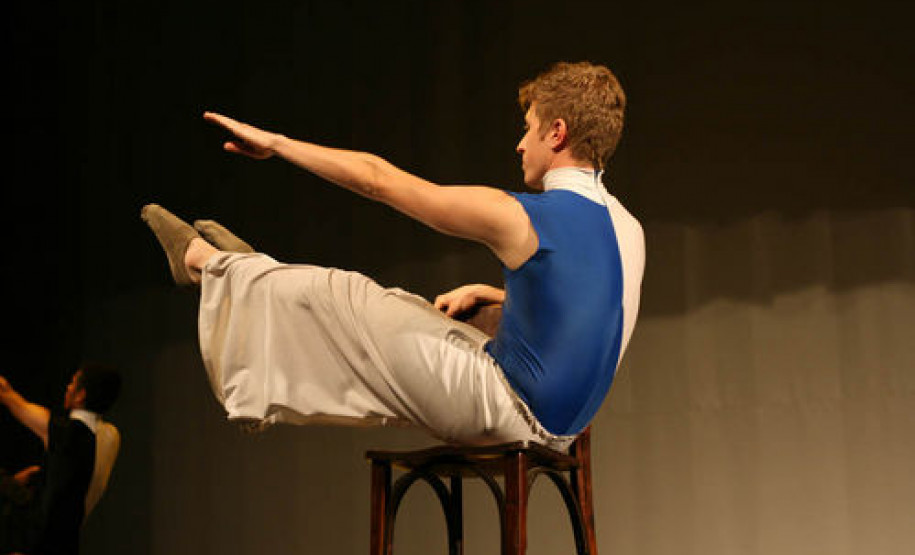 Apresentação de alunos do Dancep.