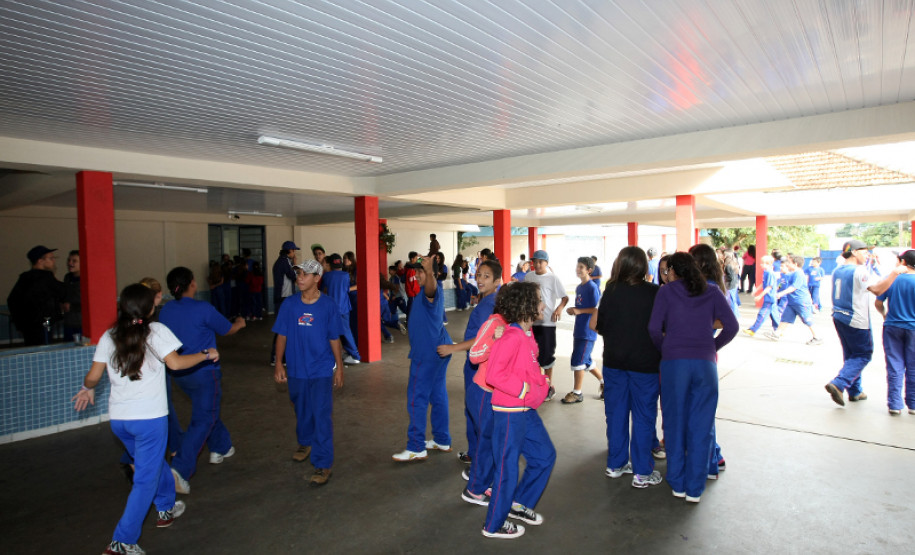 Neste ano, a Secretaria da Educação destinará quase R$ 500 milhões para obras e infraestrutura nas escolas da rede estadual.