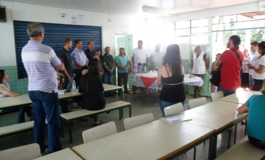 “O Governo do Estado feito em Cascavel grandes investimentos em obras da educação. Agora é a vez do Colégio Jardim Santa Felicidade passar por uma revitalização geral, e comunidade escolar está muito satisfeita”, destaca o chefe do Núcleo Regional da Educação de Cascavel, Vander Piaia.