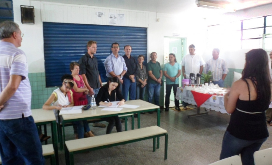 O Colégio receberá uma reforma geral, com reparos e renovação de toda parte estrutural, como cobertura, forro, piso, parte hidráulica e elétrica. Além disso, serão substituídas as portas e de pastilhas. O prédio terá nova pintura, banheiros, cozinha. A quadra de esportes será reformada, assim como as salas de aula e as salas administrativas.