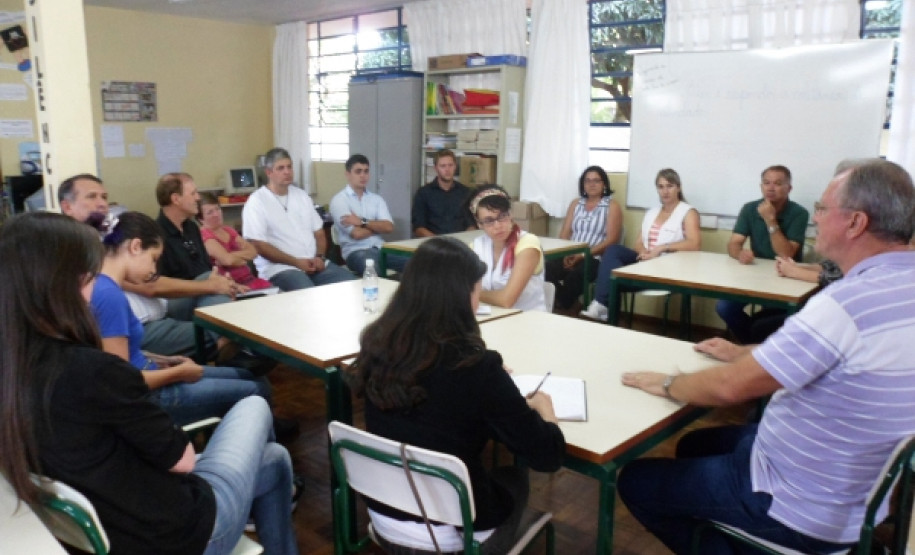 O Colégio receberá uma reforma geral, com reparos e renovação de toda parte estrutural, como cobertura, forro, piso, parte hidráulica e elétrica. Além disso, serão substituídas as portas e de pastilhas. O prédio terá nova pintura, banheiros, cozinha. A quadra de esportes será reformada, assim como as salas de aula e as salas administrativas.