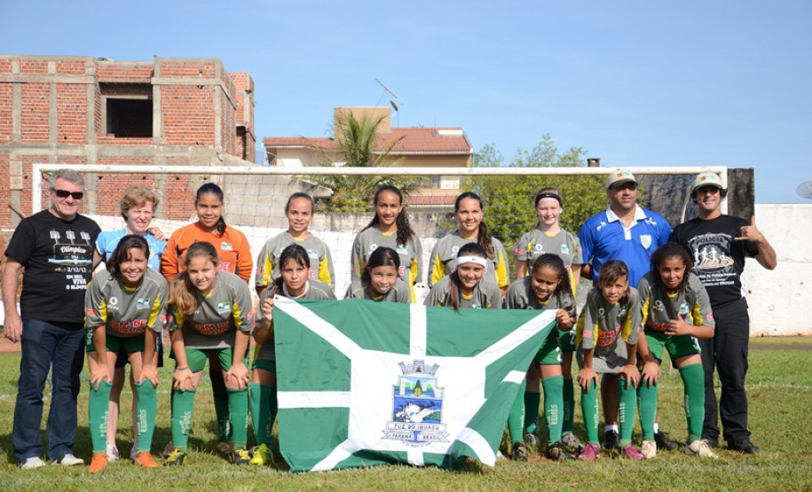 Etapa regional dos Jogos Escolares terá 22 mil alunos Jogos Escolares Bom de Bola. Quase 700 escolas vão participar da primeira fase regional dos Jogos Escolares do Paraná, que começa no dia 26 deste mês e vai até maio