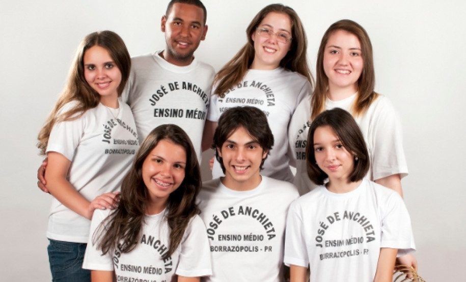 Alunos conquistam vaga em curso da UTFPR Alunos conquistam vaga em curso da UTFPR