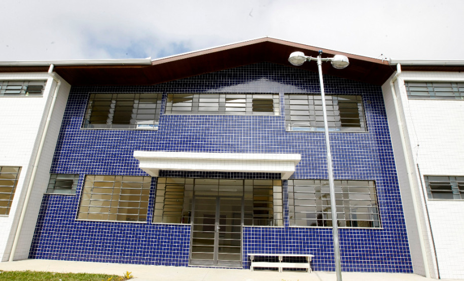 Lapa - 26-04-13 - CEEPAL - Centro Estadual de Educação Profissional Agricola da Lapa, inauguração dos prédios dormitórios dos alunos.