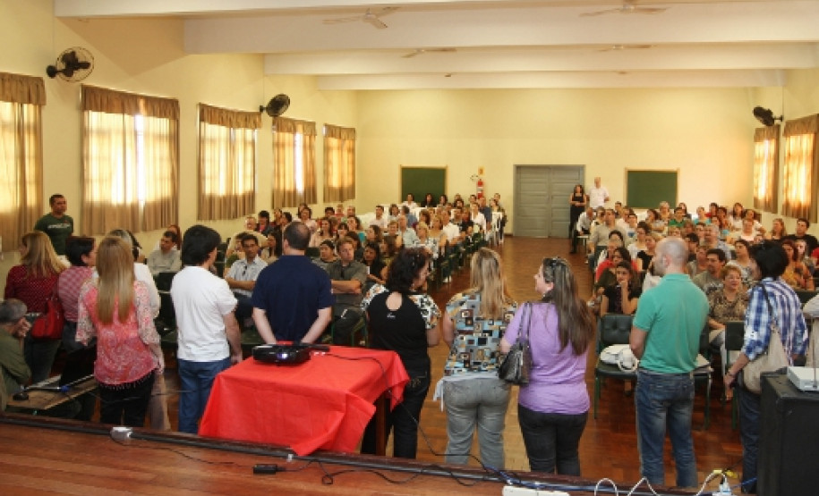 SEED realiza reunião-piloto para matrículas