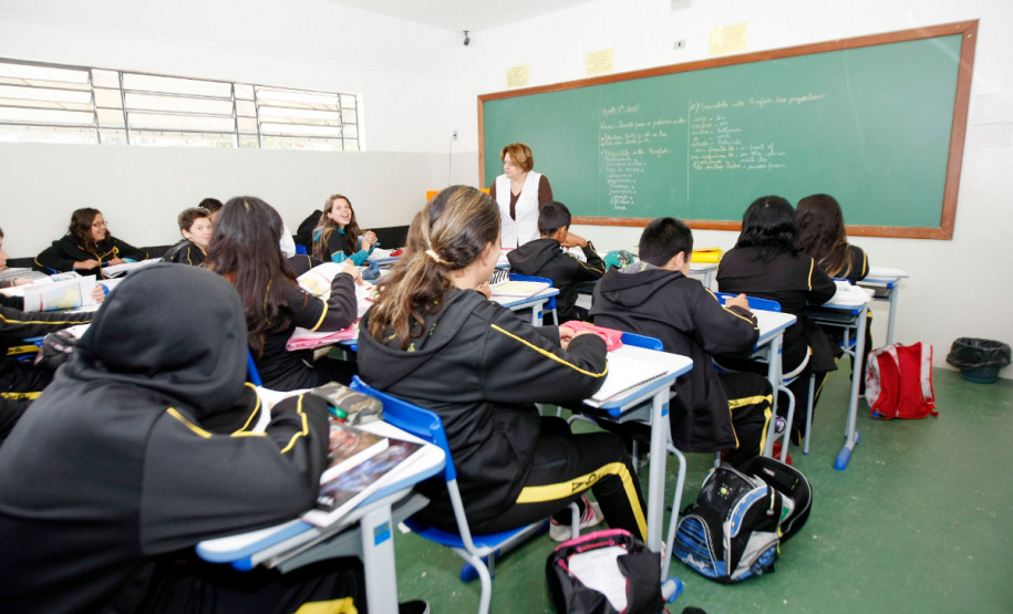 Colegio Estadual Yvone Pimentel será totalmente reformado.