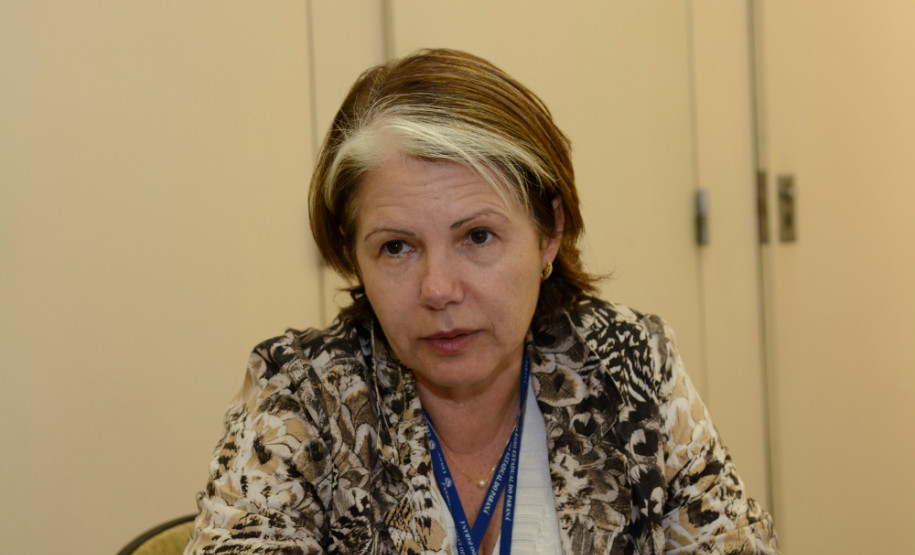 Professores da rede estadual de ensino aprovam a hora atividade. Na foto, Malu Rocha, professora de Português e assessora da direção geral do Colégio Estadual do Paraná. Curitiba, 10/05/2013.