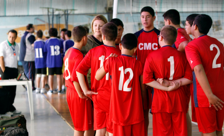 14-05-13 - Jogos Escolares, Secretaria de Esporte, jogo de volei entre o CMC e Polivalente. Foto: