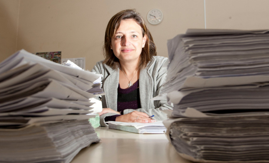 “A rede estadual passa por uma grande modernização. Novos laboratórios, máquinas e muita tecnologia estão chegando à rede técnica. As novidades empolgam os alunos, e os professores precisam de capacitação para usar os equipamentos e aproveitar para desenvolver plenamente o potencial dos estudantes”, afirma a diretora do Departamento de Educação e Trabalho da Secretaria, Fabiana Campos Skrobot.
