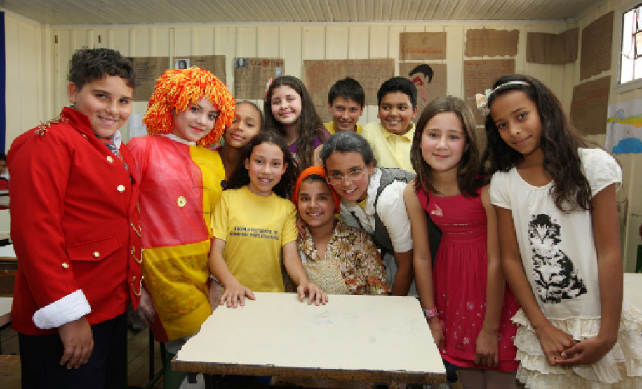 Escola realiza Feira do Conhecimento