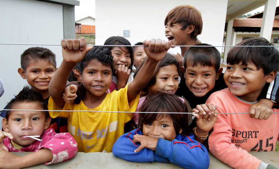 Espigão Alto do Iguaçu - Escola Indígena Valdomiro P. de Lima, na Aldeia Pinhal.
Espigão Alto do Iguaçu, 16-05-13.