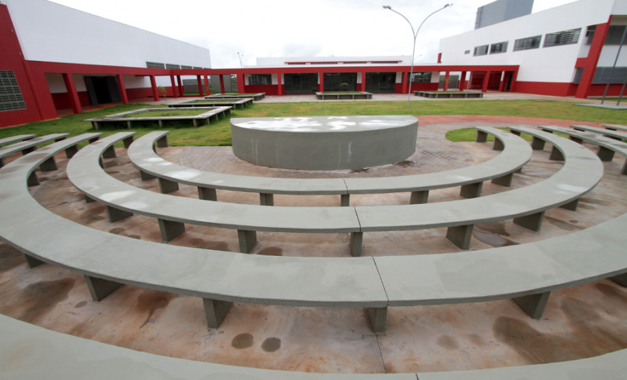 Centro Estadual de Educação Profissional de Terra Roxa. Anfiteatro aberto.
Terra Roxa, 03-04-13.