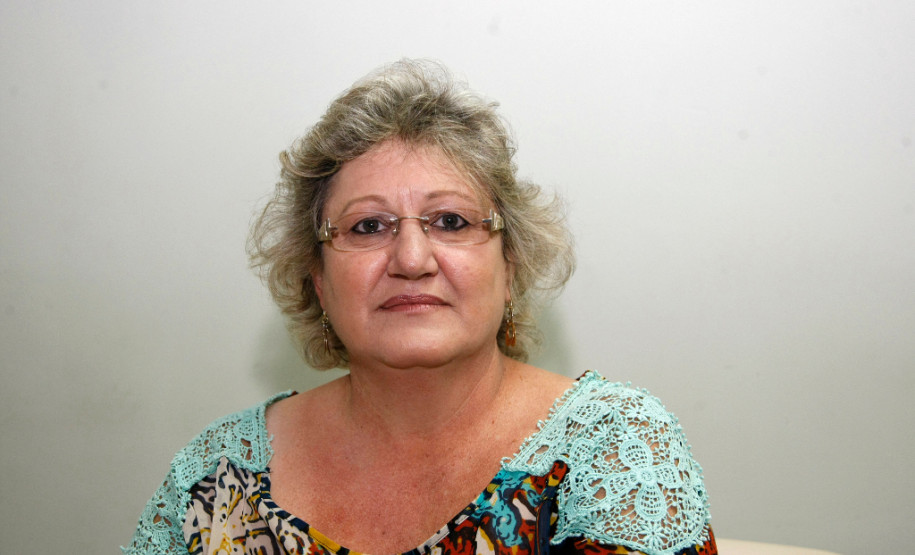 17-06-13 - Abertura do Simpósio da Rede de Educação Profissional do Ensino Médio em Foz do Iguaçu, na foto Claudete Miola tecnica responsável pelo Núcleo Regional de Educação de Toledo.