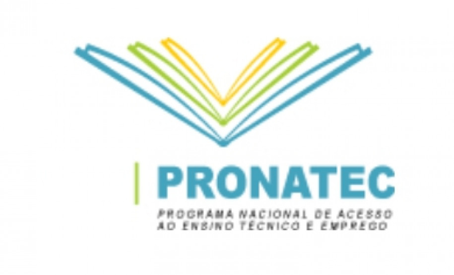 Cursos do Programa Nacional de Acesso ao Ensino Técnico e Emprego (Pronatec) são levados à população através de parcerias com o Governo.