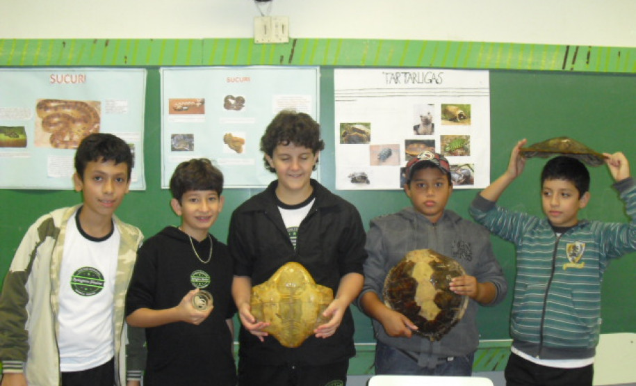 Em Maringá, evento foi uma oportunidade paras visitantes conhecerem vários trabalhos nas disciplinas, além de apresentações artísticas e esportivas.