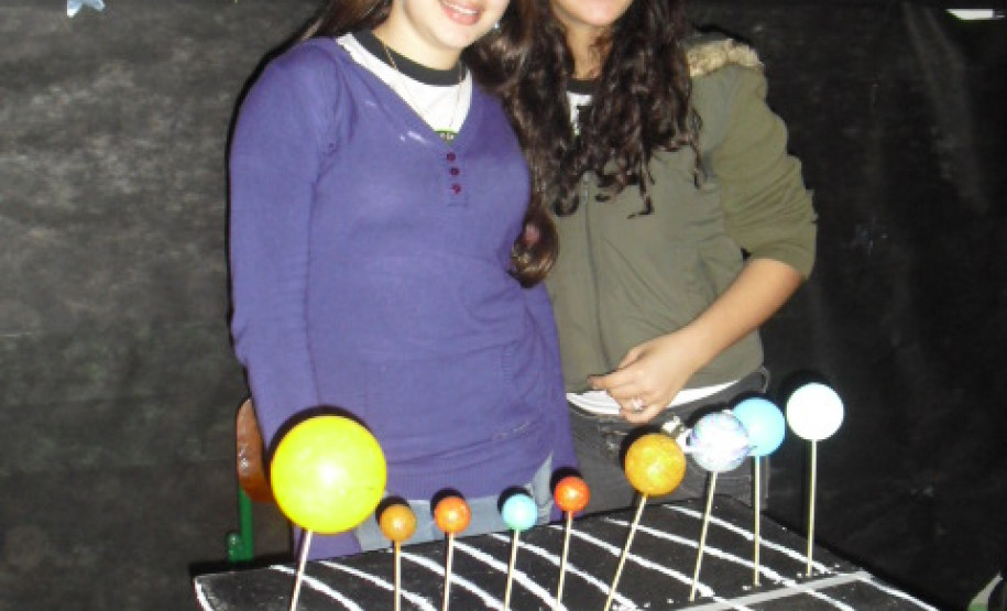 Em Maringá, evento foi uma oportunidade paras visitantes conhecerem vários trabalhos nas disciplinas, além de apresentações artísticas e esportivas.