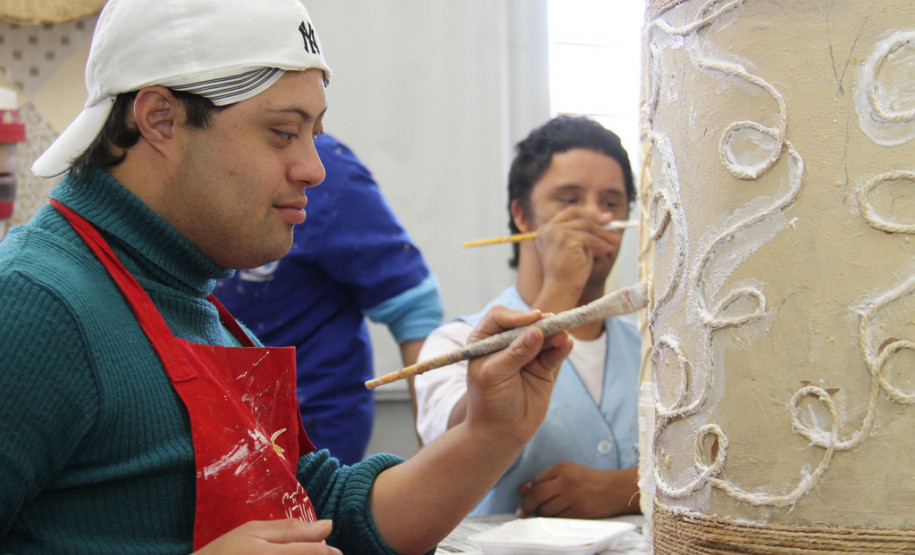 APAE Amor Perfeito<br />
<br />
Veja mais fotos em: <a href=" http://www.flickr.com/photos/flavioarns/sets/72157634483519081/" target="_blank"> http://www.flickr.com/photos/flavioarns/</a>